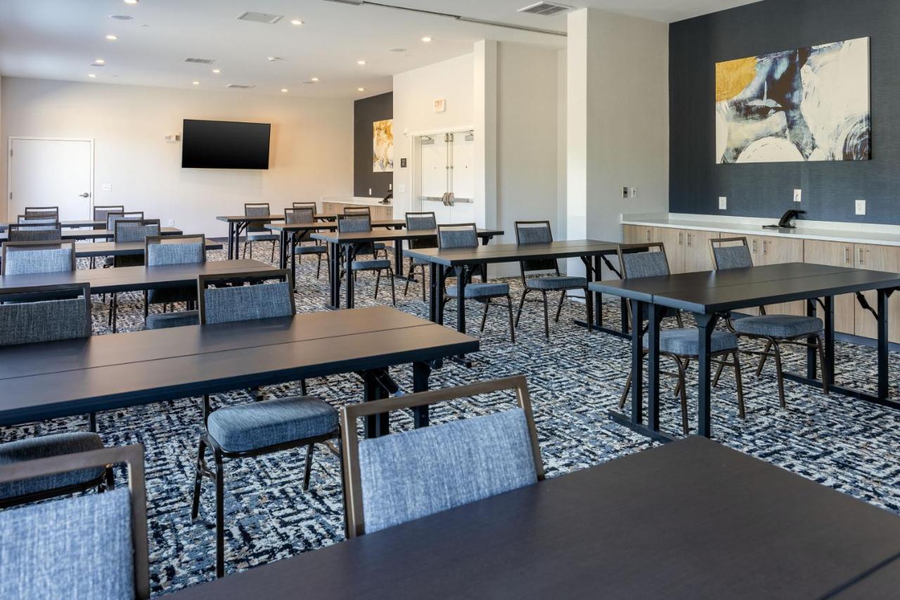 Towneplace Suites By Marriott Canton Riverstone Parkway Exterior photo