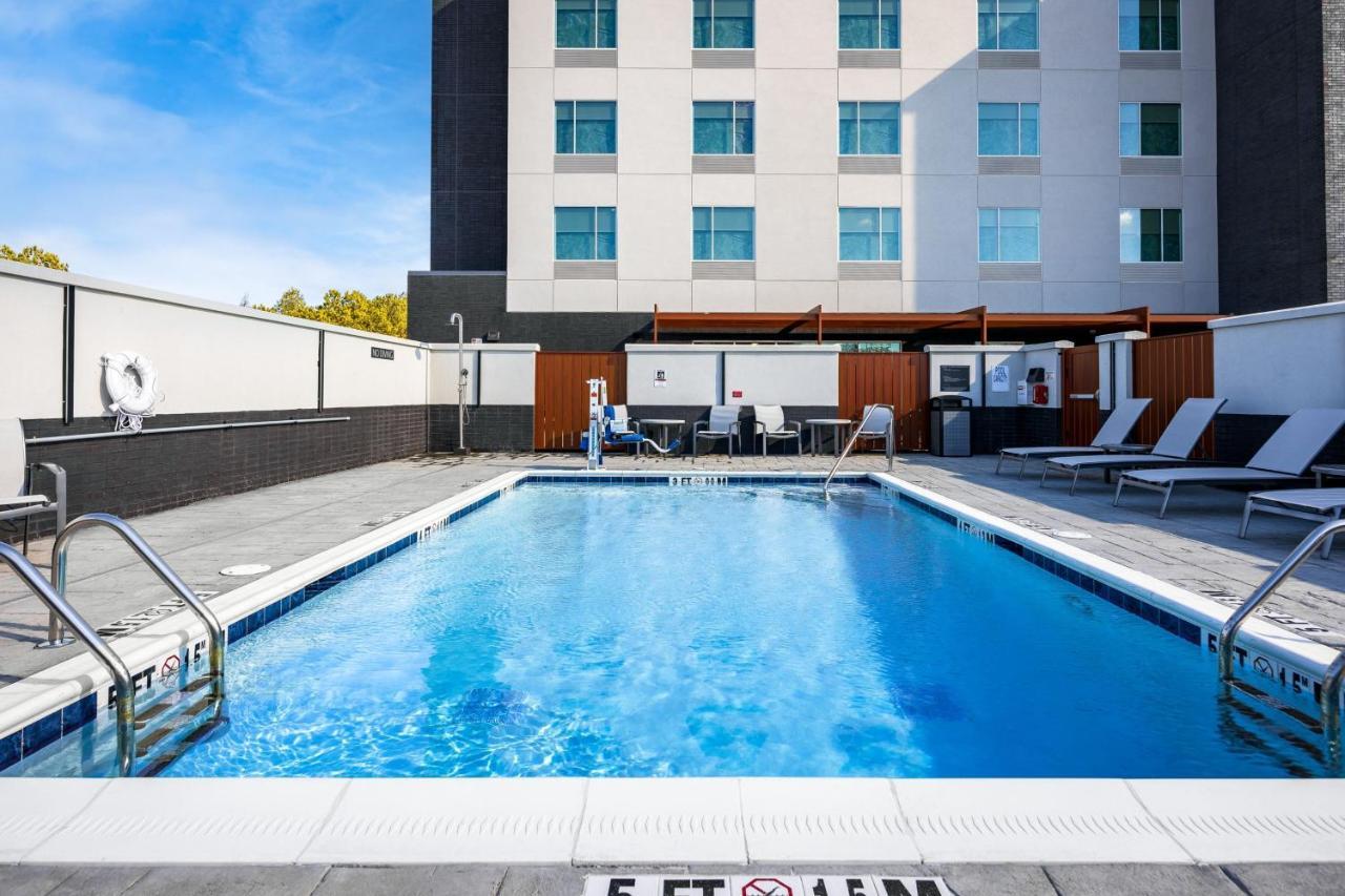 Towneplace Suites By Marriott Canton Riverstone Parkway Exterior photo